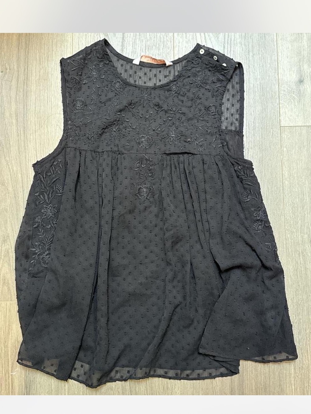 Black zara semi sheer tank top with lace-y detailing. Size S.